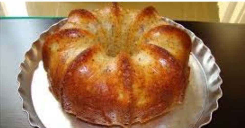 کیک موز و گردو