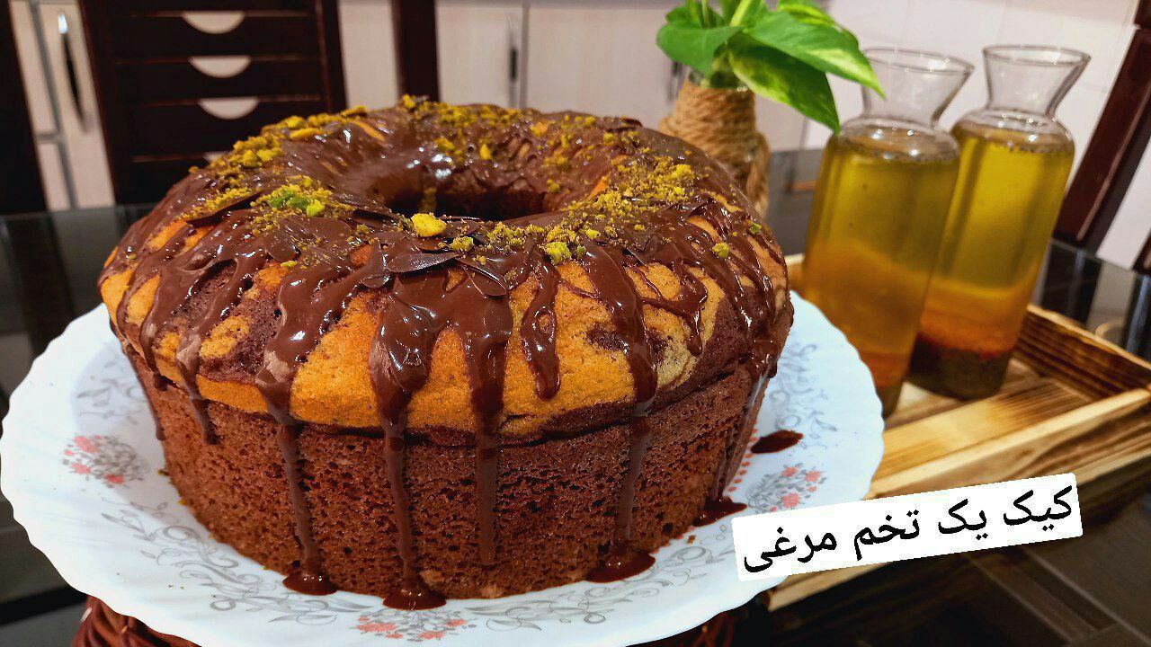 کیک شکلاتی یک تخم مرغی
